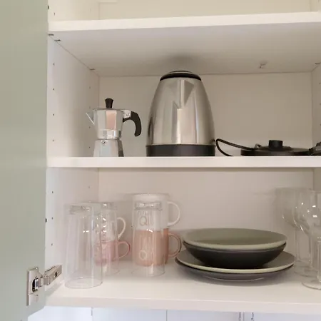 Accogliente E Luminoso Monolocale Bohemién - Free Wi-fi Appartamento *