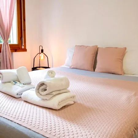 Apartamento Monolocale Flower - Comfort & Free Wifi - Arena Rcf *