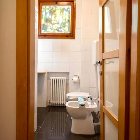 Monolocale Flower - Comfort & Free Wifi - Arena Rcf * Reggio Emilia