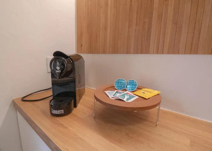 Accogliente E Luminoso Monolocale Bohemien - Free Wi-fi Реджонель-Эмилия