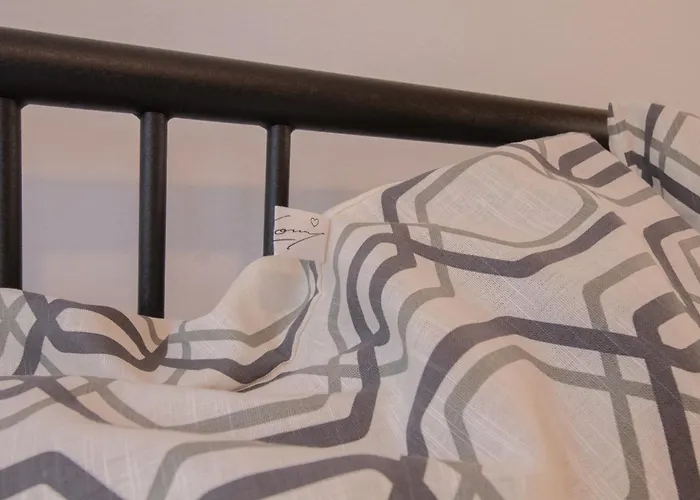 Accogliente E Luminoso Monolocale Bohemien - Free Wi-fi Апартаменты Реджонель-Эмилия